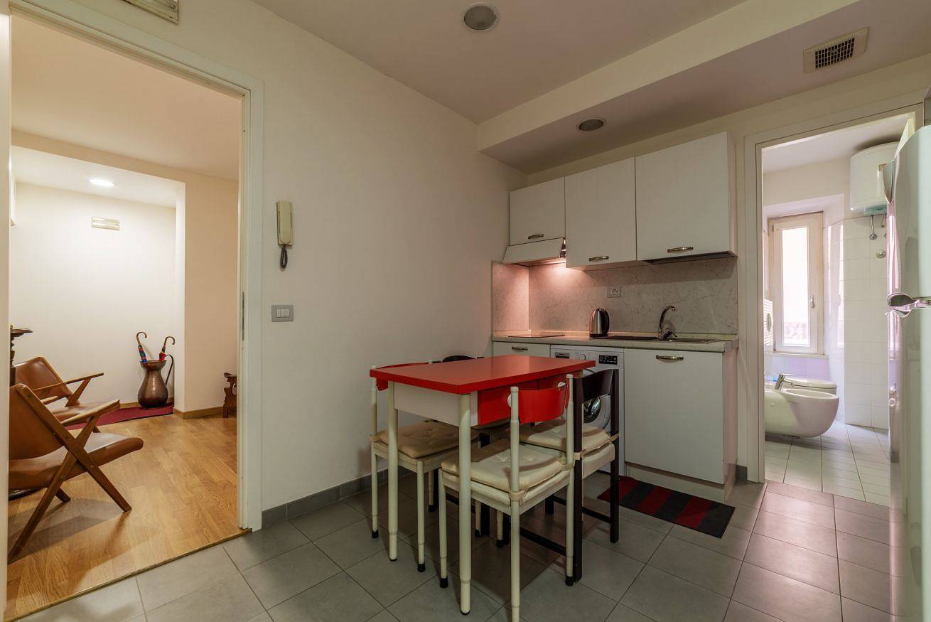 Ganze Wohnung, Milazzo 2 Rm (8) Vk in Rom, Rom Provinz