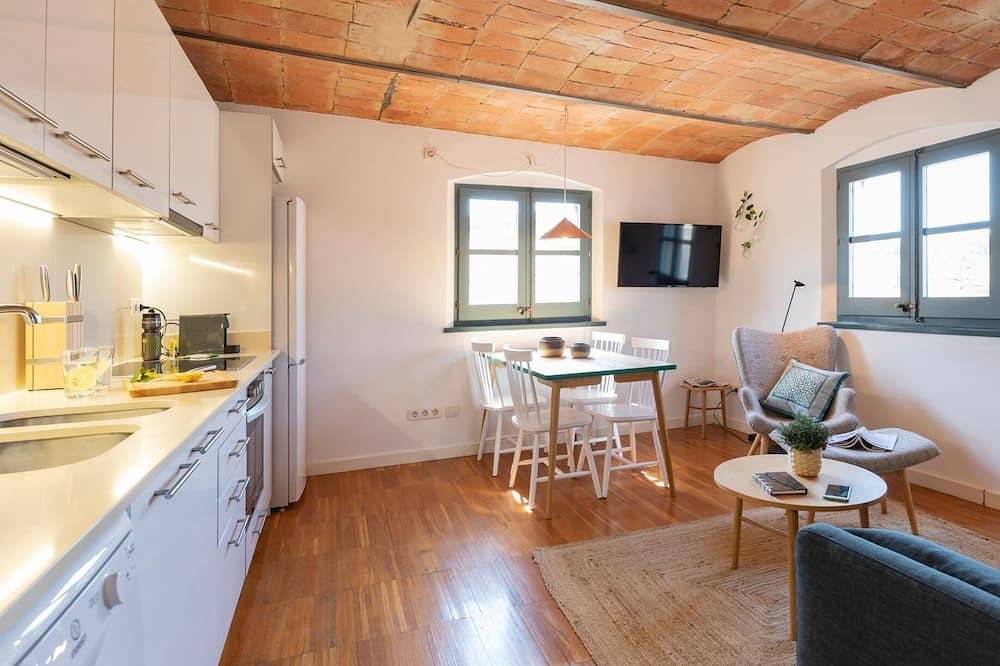 Ganze Wohnung, Atic Raims - Ferienwohnung in Girona | Bravissimo in Girona, Gironès