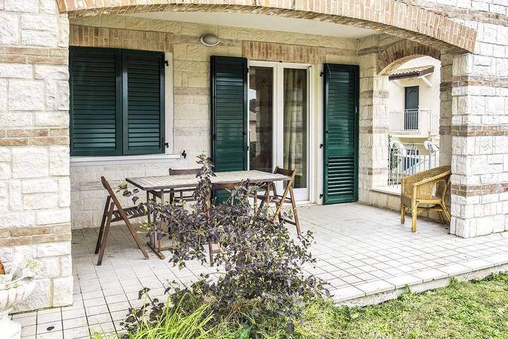 Appartement entier, Appartement de vacances pour 5 personnes avec jardin in Sirolo, Riviera del Conero