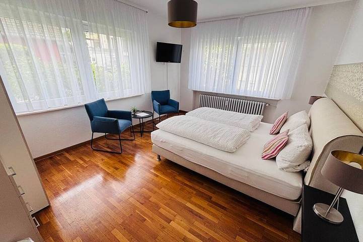 Doppelzimmer Zimmer 6 - Gästehaus Am Rebenhang in Mehring, Moseleifel