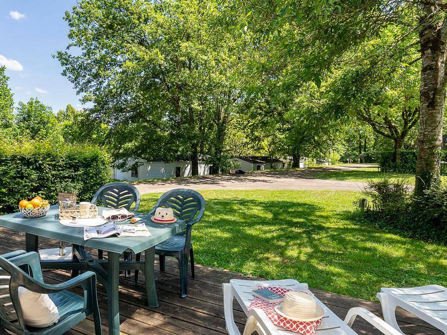 Camping Romanée - Les Grottes De Roffy - Mobilheim 4 personen - Komfort 2 Zimmer in Sainte-Nathalène, Périgord Noir
