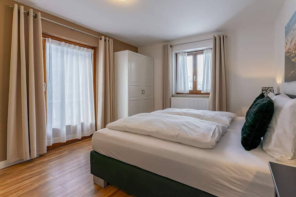 Superior chalet with wellness near the centre in Saalbach, Saalbach-Hinterglemm
