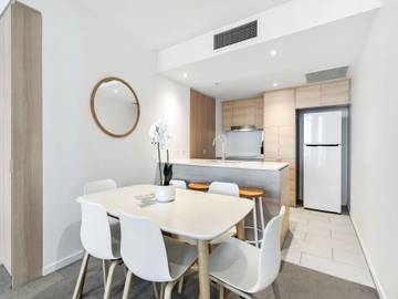 Holiday Rental for 4 People in Broadbeach, Queensland, Photo 3