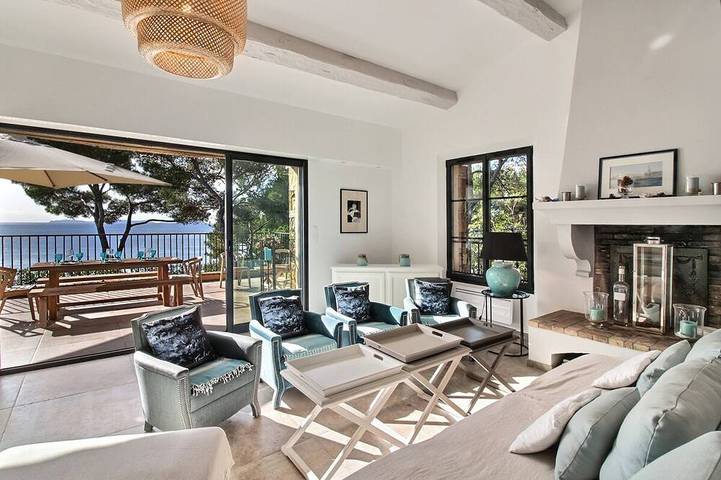 Location de vacances pour 10 personnes, avec jacuzzi dans Plage de Gigaro - 2