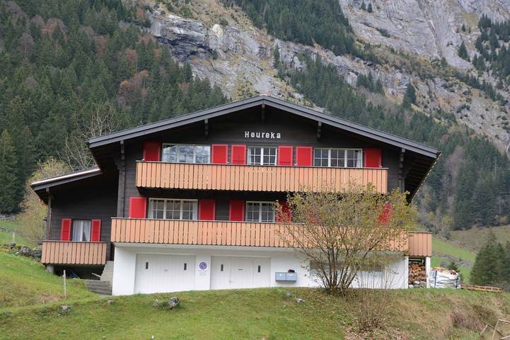 Hütte für 8 Personen, mit Balkon in Engelberg