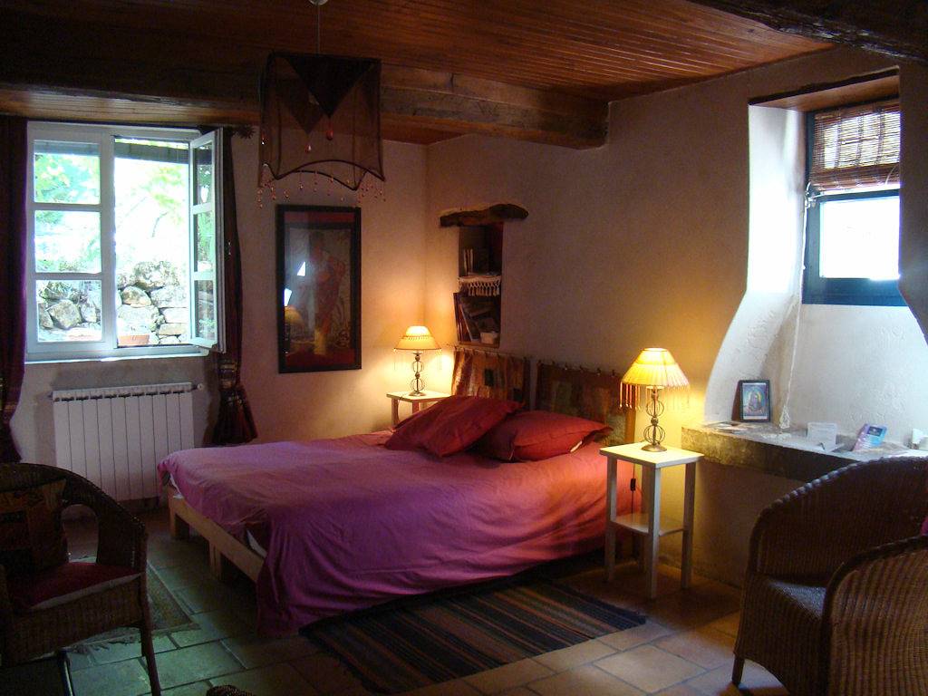 Chambres d'hôtes en Cévennes méridionales aux Nabières - Chambre Marocaine in Saint-Martial, Parc national des Cévennes