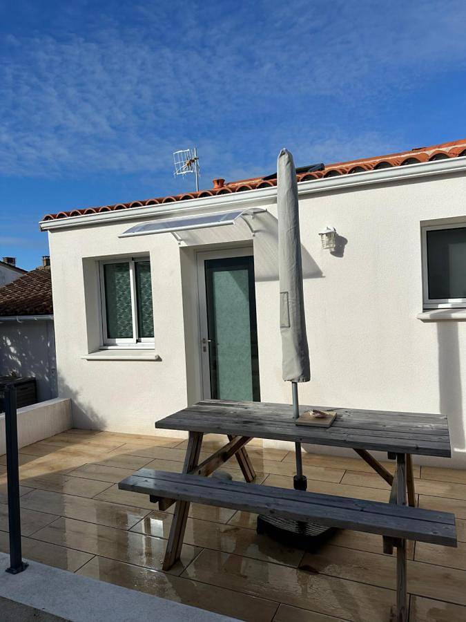 Location de vacances pour 4 personnes, avec jardin dans Office De Tourisme De La Tranche Sur Mer - 2