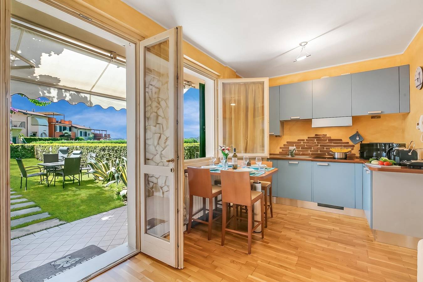 Appartement entier, Sole Retreat: Shared Pool, garden&park in Salò, Montagnes autour du lac de Garde