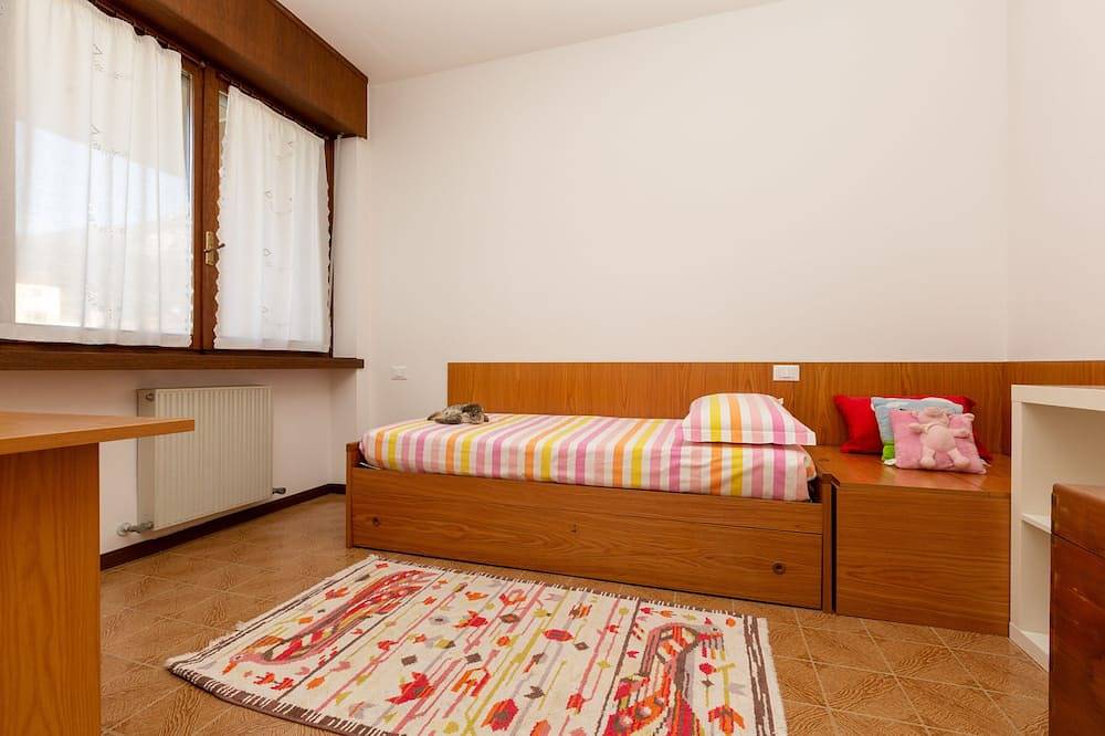 Villa Mary with garden in Bolognano (Arco), Arco