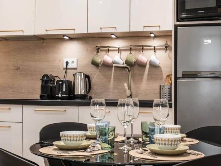 Gîte pour 4 personnes, adapté aux familles dans Gare De Cannes - 4