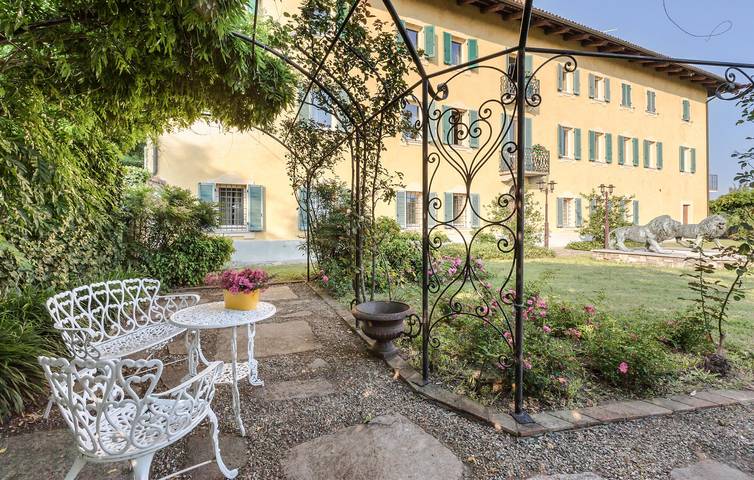 Casa vacanza per 10 persone, con giardino e piscina nonché terrazza - 1