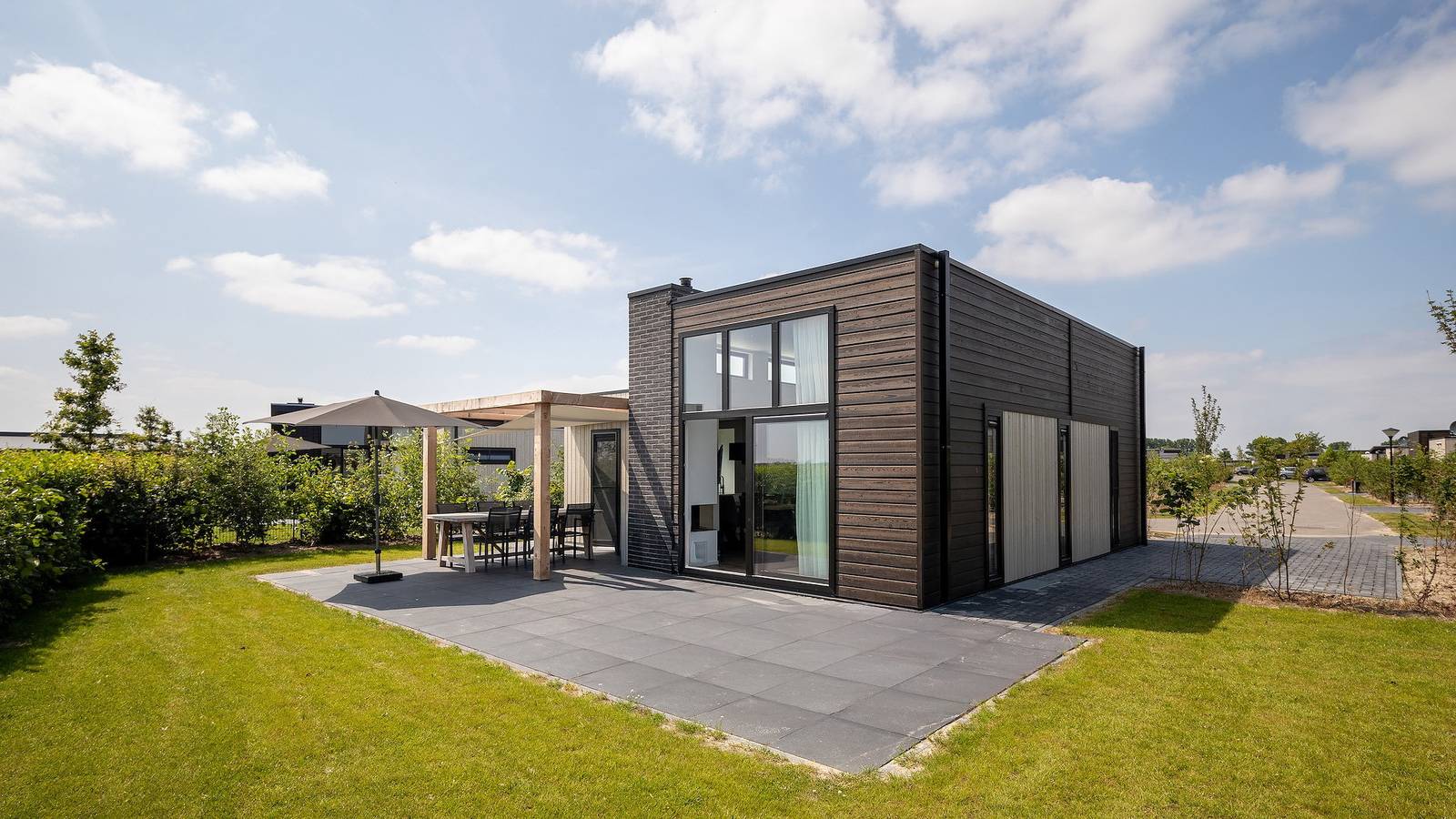 Bungalow pour 4 personnes avec jardin in Herkingen, Goeree-Overflakkee