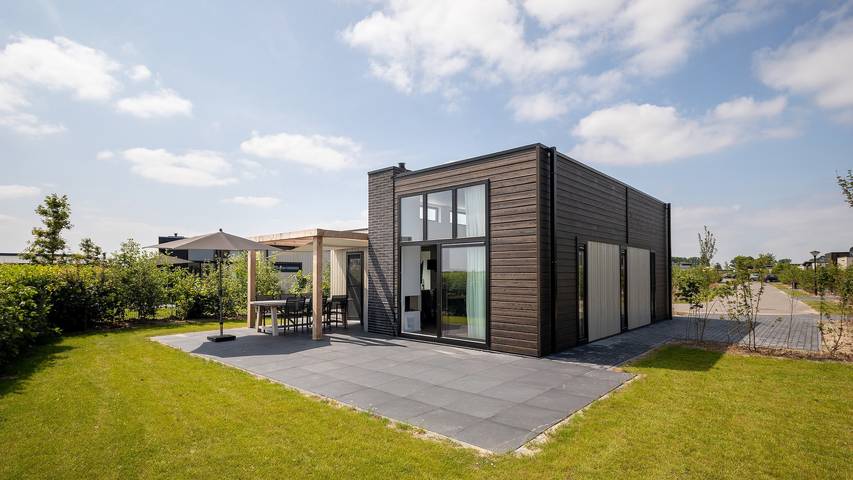 Ferienpark für 4 Personen, mit Balkon/Terrasse und Terrasse sowie Garten in Südholland