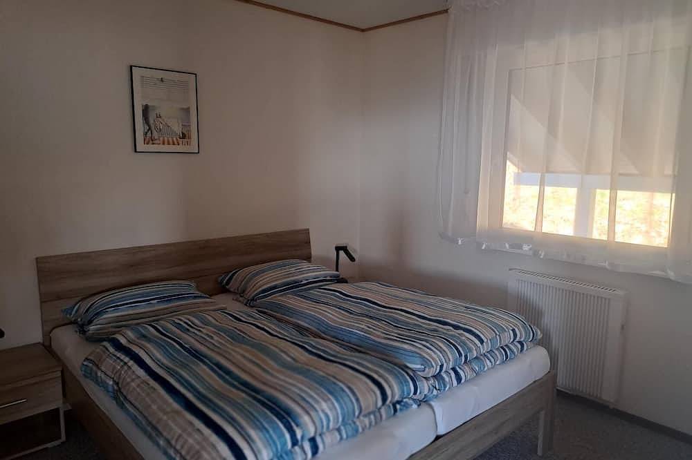 Ganze Wohnung, Gemütliche Ferienwohnung in ruhiger Lage mit Terrasse und herrlicher Aussicht in Eppenschlag, Ostbayern