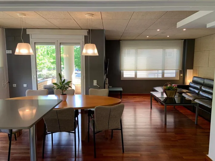 Apartamento de vacaciones para 7 personas, con terraza y vistas - 1