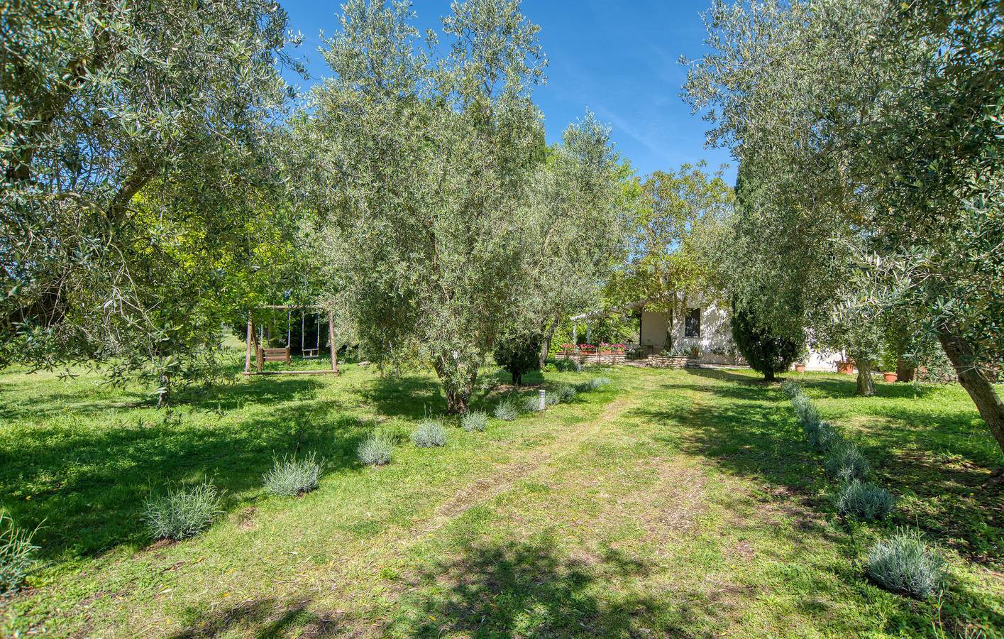Fiume Fiora Appartement met zwembad en terras in Ischia di Castro, Provincie Viterbo