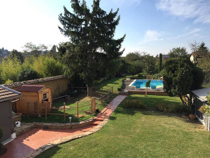 Chambre d’hôte pour 2 personnes, avec jardin et piscine
