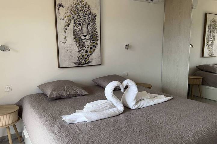 Villa with garden, swimming pool, Wi-Fi and air conditioning, near Cannes in Mouans-Sartoux, Mittelmeerküste (Frankreich)