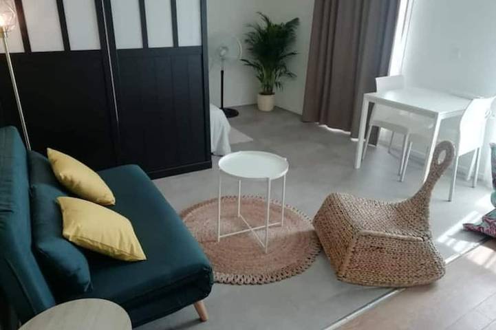 Ferienwohnung für 4 Personen, mit Pool in Bordeaux