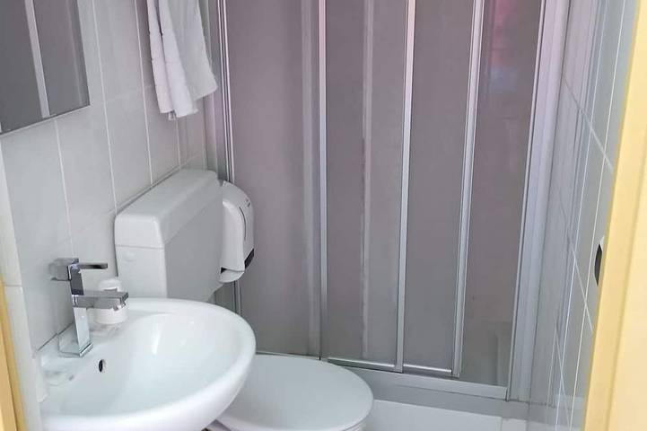 Hôtel pour 4 personnes à Saint-Nazaire-en-Royans - 3