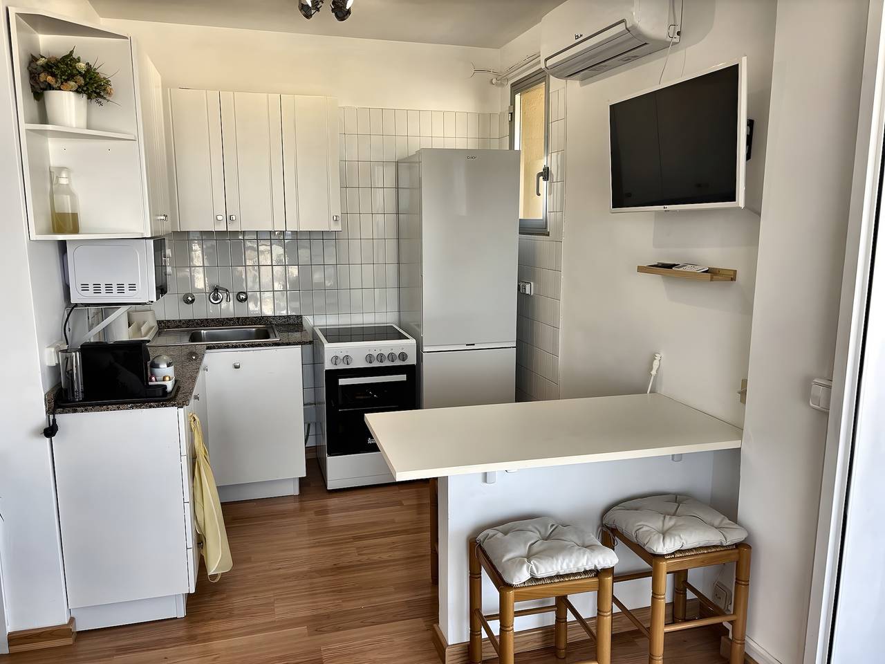Ganze Wohnung, Apartment 'Panoramablick aufs Meer, 11. Etage' in Palamós, Costa Brava