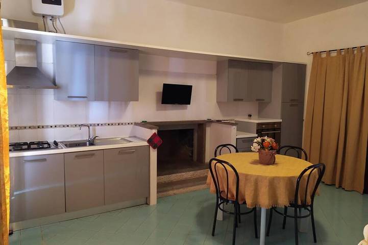 Bilocale, ampio terrazzo, fronte mare (Camelia) in Anzio, Provincia di Roma