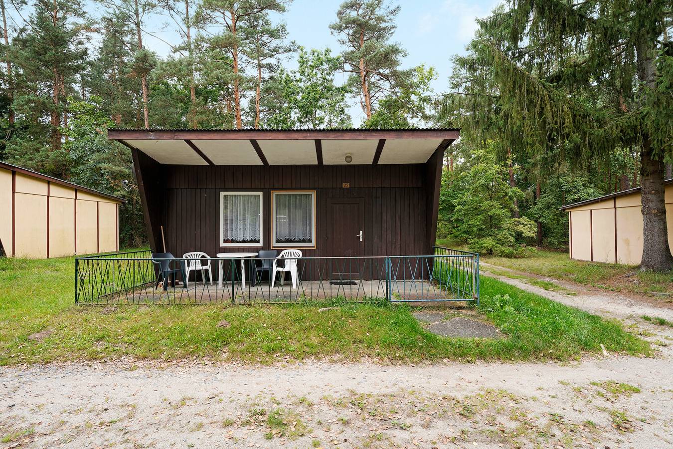 Bungalow '22 - Kimbucht' avec terrasse privée et jardin commun in Waldhufen, Oberlausitz Niederschlesien