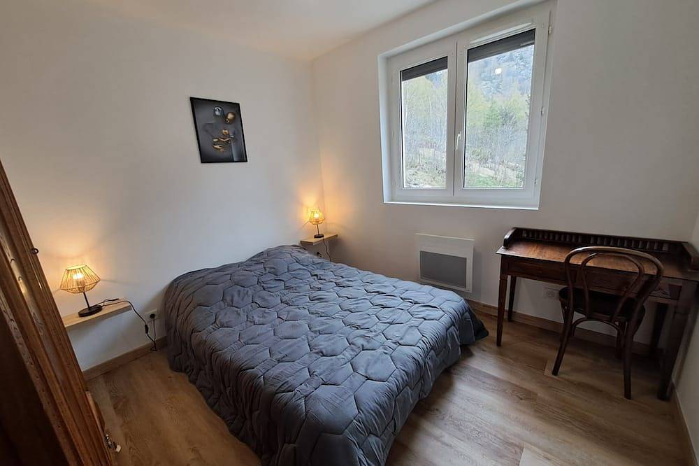 Entire apartment, Chez Philou Appartement Tout Équipé de 4 Chambres Pour 8 Personnes a Gavarnie in Gavarnie, Pyrenees National Park