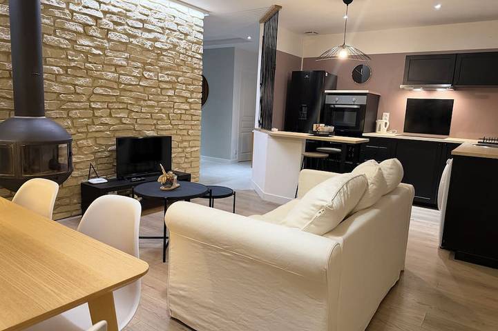 Location de vacances pour 4 personnes, avec Terrasse et Jardin dans Romagné