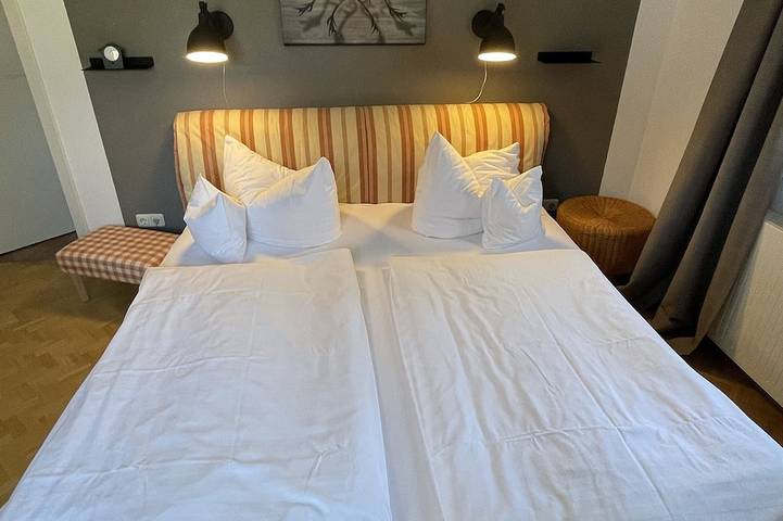 Appartement entier, Appartement ensoleillé de 100 m² pour 4 personnes, jardin, garage / près du lac in Bad Wiessee, Alpes bavaroises
