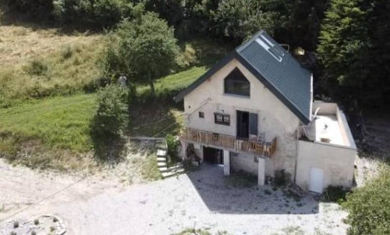 Gîte pour 6 personnes, avec balcon dans la Drôme