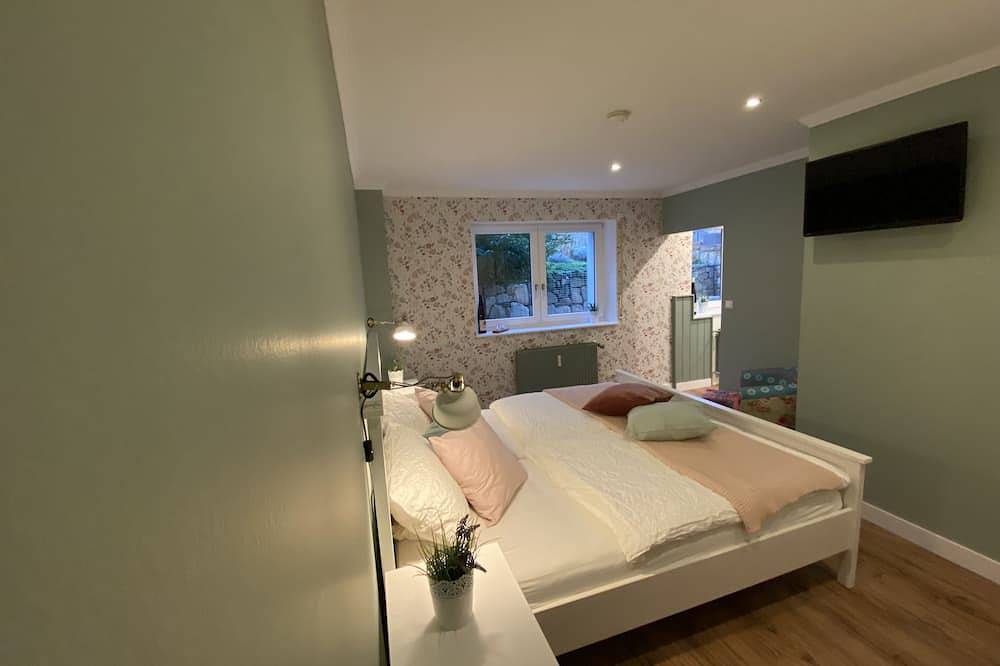 Ganze Wohnung, Bed ´n Riesling - Die Ferienwohnung in Forst a.d. Weinstraße mit eigenem Garten in Forst an der Weinstraße, Pfälzer Rheinebene
