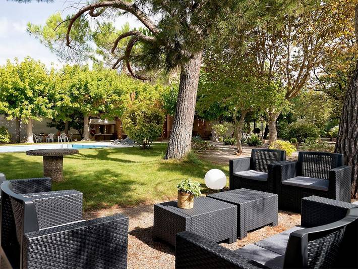 Casa rural para 14 personas, con jardín además de terraza y piscina, Se admiten mascotas en Provincia de Tarragona - 4