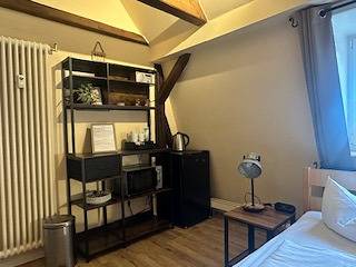 Ganze Ferienwohnung, Gasthof/ Gästehaus am Storchenturm - 5-Bett-Zimmer in Wartburg, Eisenach