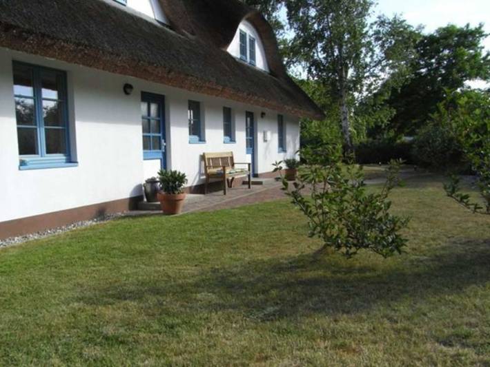 Ferienwohnung für 3 Personen, mit Terrasse und Garten sowie Sauna und Seeblick in West Rügen - 3