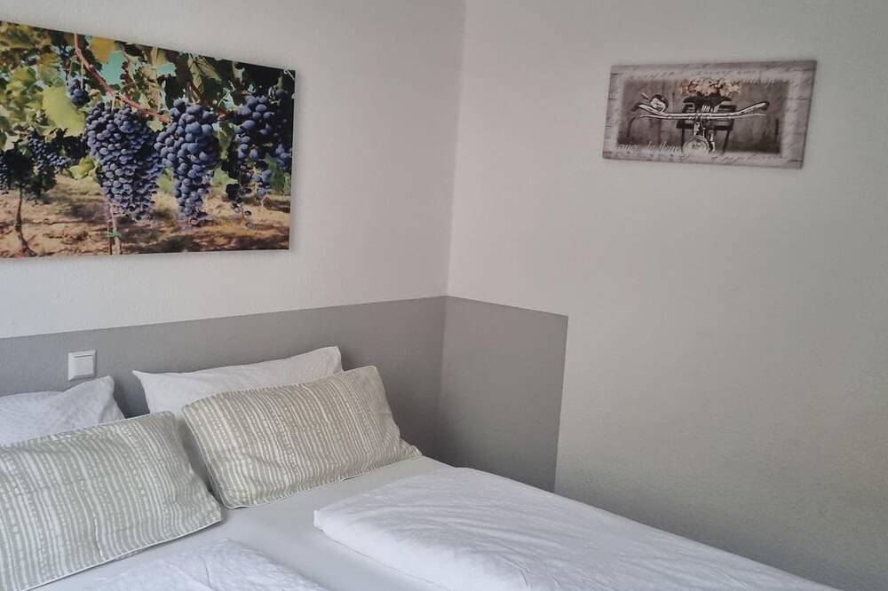 Ganze Wohnung, Ferienwohnung 4 \"Dornfelder\" - Haardter Winzer in Neustadt an der Weinstraße, Pfälzer Rheinebene