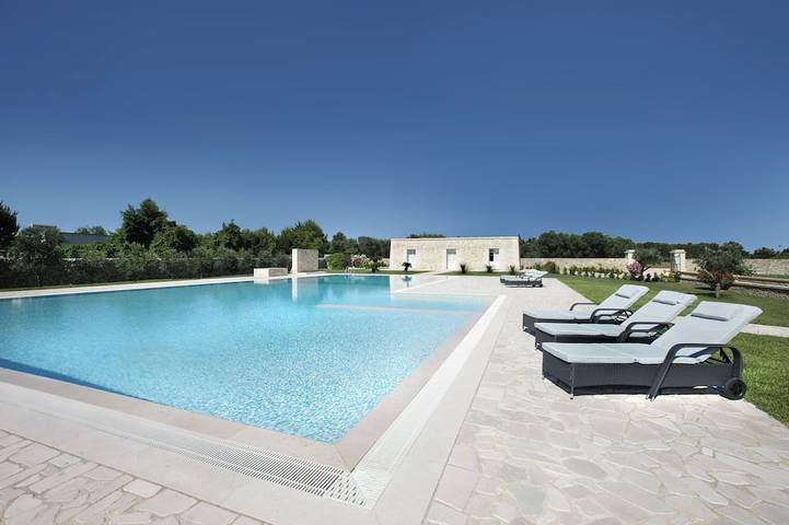 Maison de vacances pour 8 personnes, avec jardin et piscine, animaux acceptés à Torre Saracena