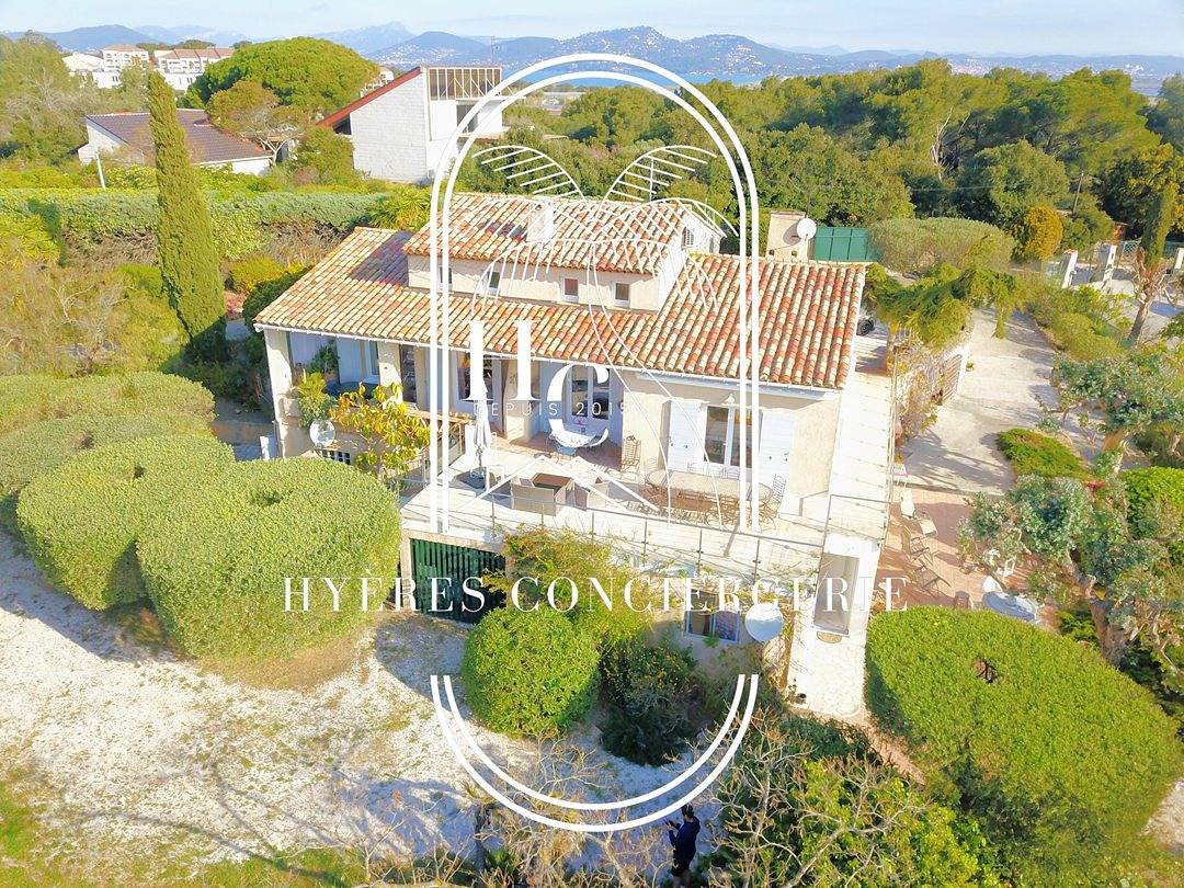 Apartamento vacacional entero, Giens/Rdj T3 indépendant terrasse vue Mer/Pk/Wifi in Hyeres, Parque nacional Port-Cros