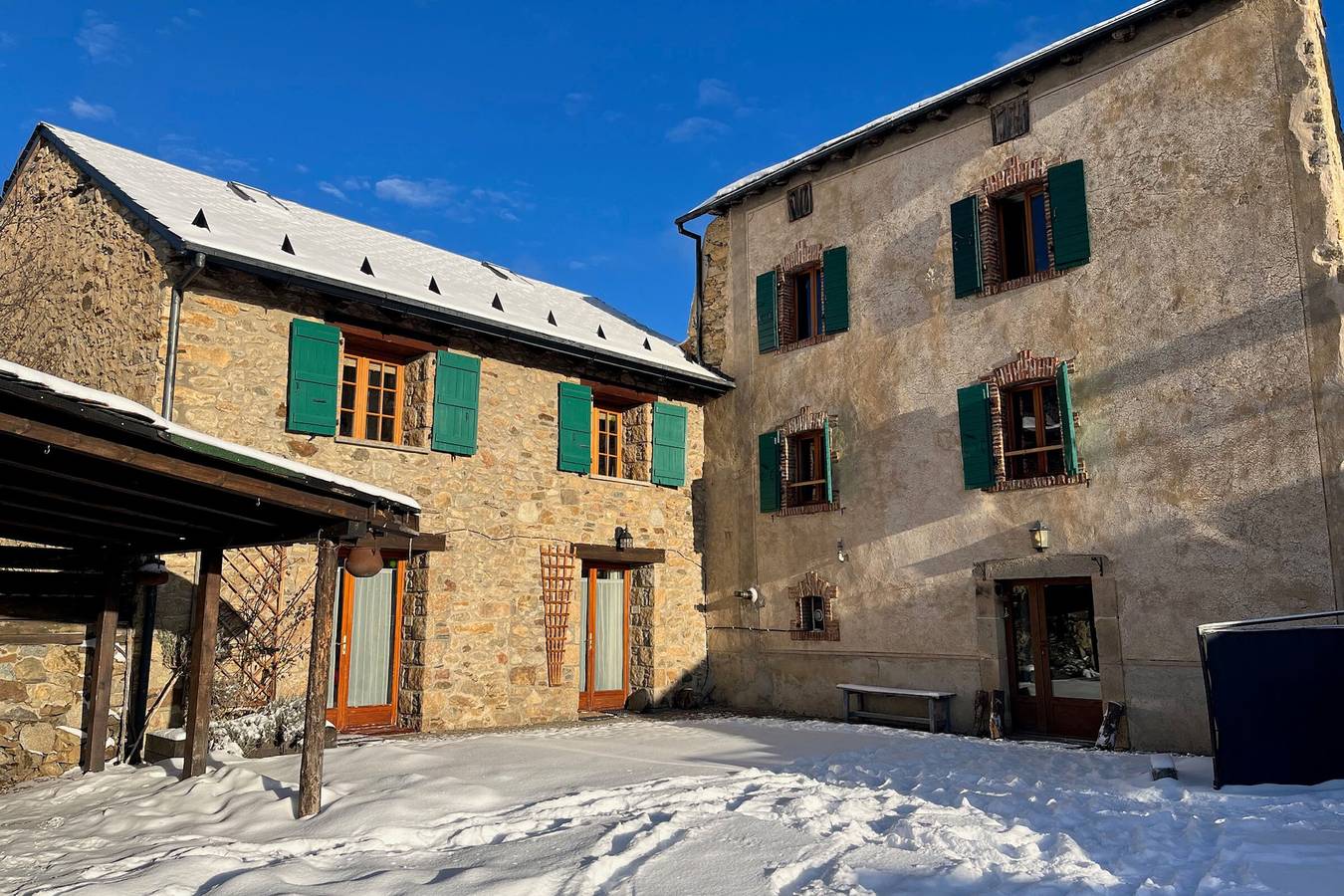 Ferienhaus 'La Grange De Cassiopée' mit Seeblick und Wlan in Les Angles, Parc naturel régional des Pyrénées catalanes