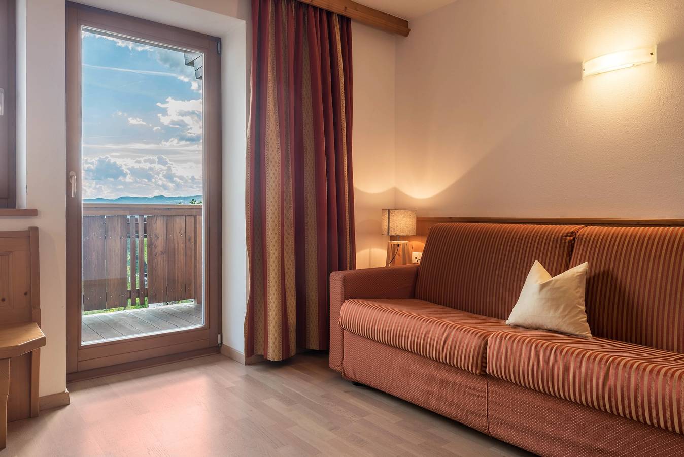 Entire apartment, Kristiania Apartment Type A1 with Mountain View, Wi-Fi in Seis am Schlern, Kastelruth
