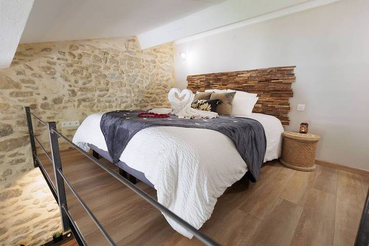 Location de vacances pour 16 personnes, avec jardin et jacuzzi à Méjannes-lès-Alès - 2