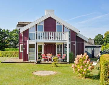 Ferienhaus für 5 Personen, mit Garten und Sauna sowie Whirlpool und Balkon am Dümmer See (Mecklenburg-Vorpommern)