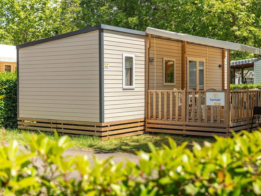 Camping El Pinar - Mobilhome 6 personas - Mobil-home | Premium | 3 Dormitorios | 6 Pers | Terraza Salón | Aire acondicionado | Tv in Els Pins Blanes, Blanes