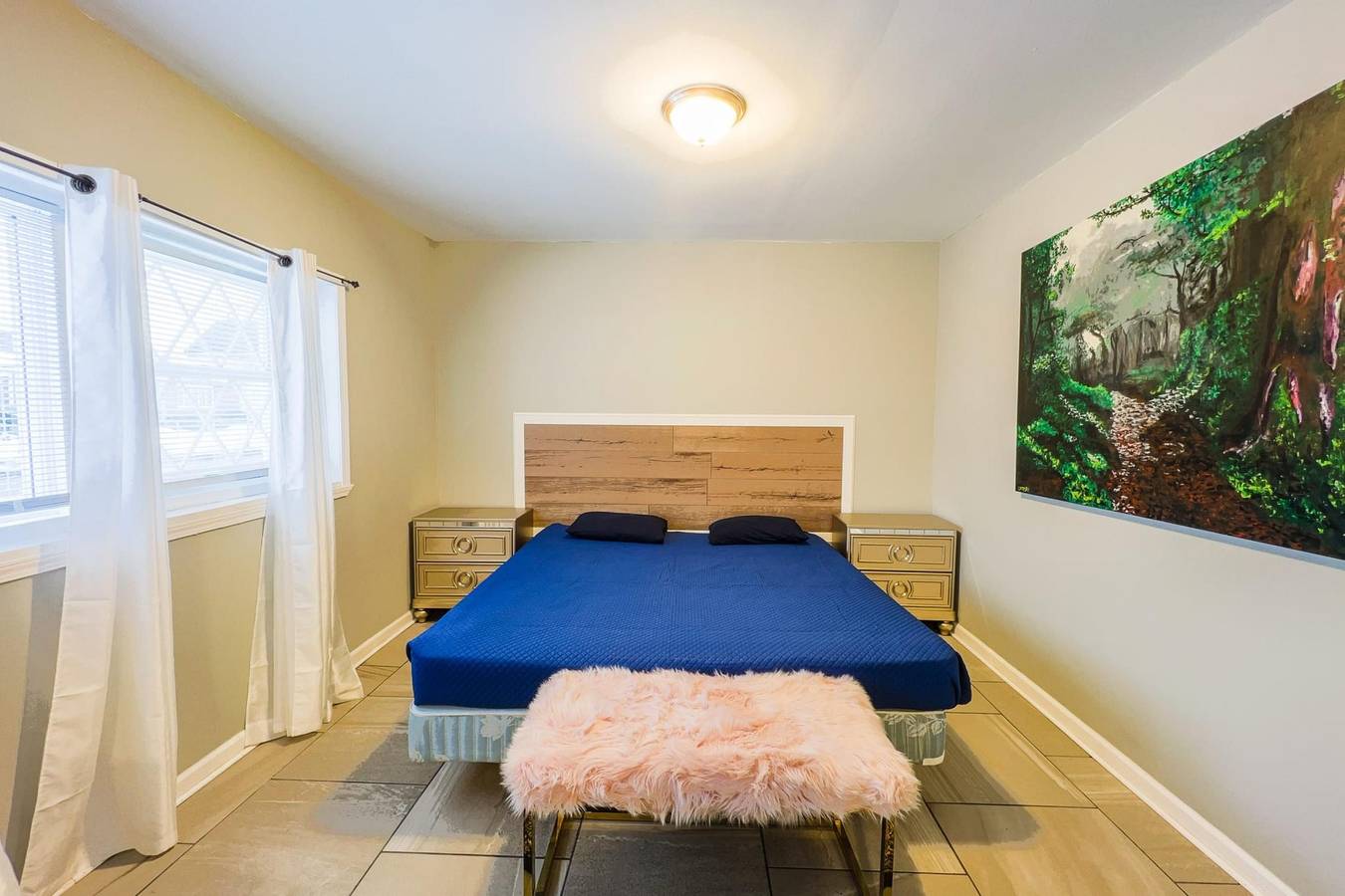 Entire apartment, Spacious 3Br 3 Bath close to Niagara Falls in Niagara Falls (NY), Niagara County