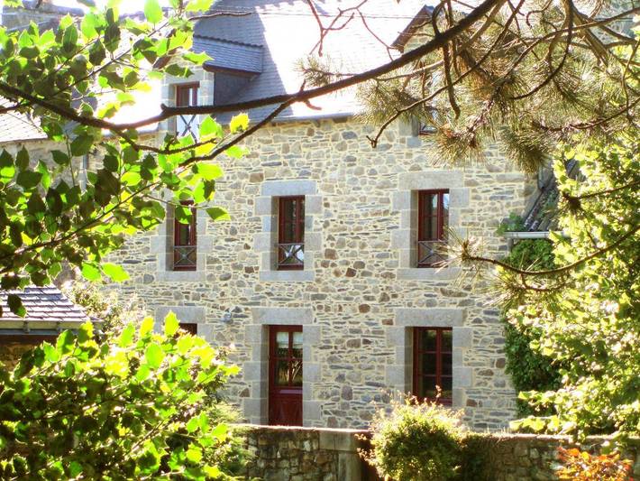 Gîte pour 7 personnes, avec Terrasse ainsi que Jardin et Vue