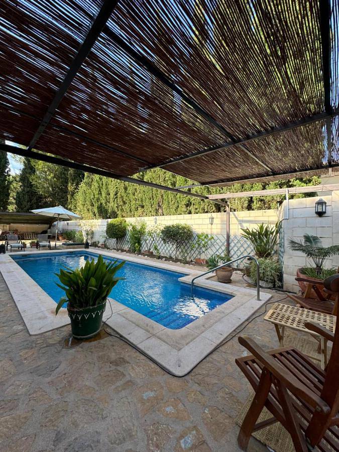 Casa rural para 14 personas, con Balcón y Terraza además de Jardín y Piscina en Valle de Ricote