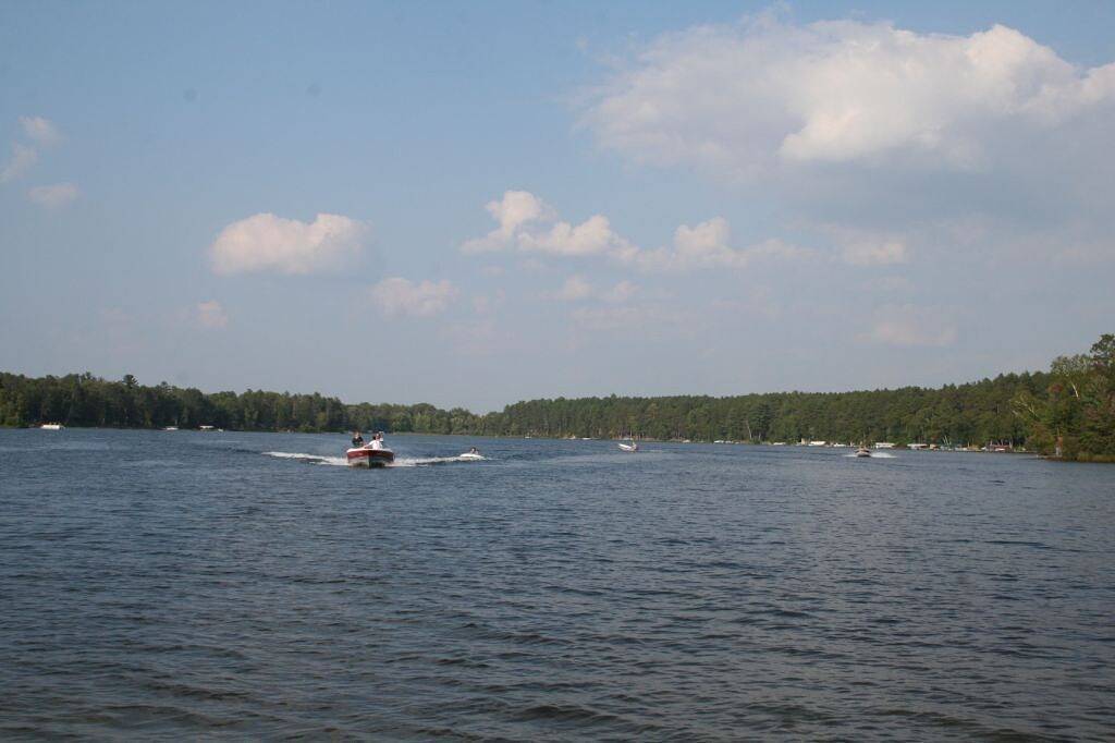 Frühlingsangebote bis Mai !! Quintessenzielle Seekabine am unberührten See O'brein in Crosslake, Crow Wing County