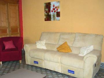 Gîte pour 6 personnes, avec jardin et terrasse, adapté aux familles à Couvin