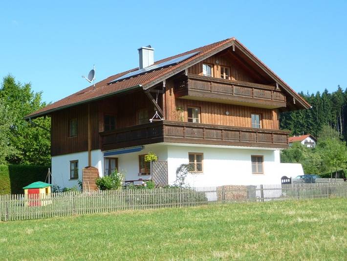 Ganze Ferienwohnung, Ferienwohnung Holzmaier - Ferienwohnung Holzmaier, 58 qm mit zwei Schlafzimmer und Balkon in Bad Aibling, Landkreis Rosenheim