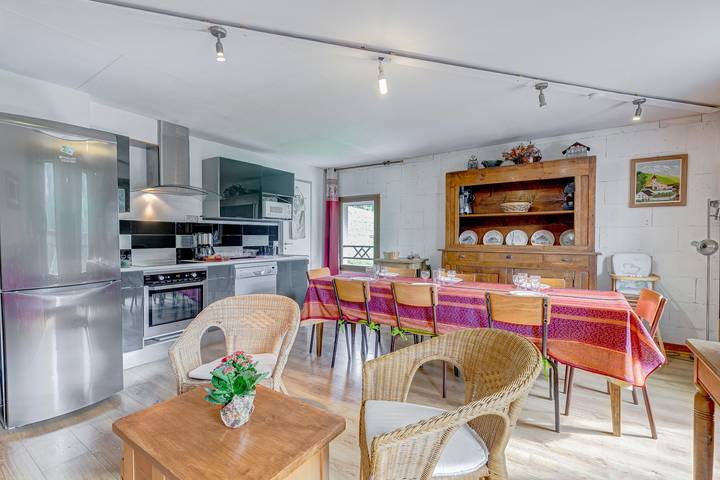 Gîte pour 7 personnes, avec balcon et jardin à Saint-Nicolas-la-Chapelle - 3